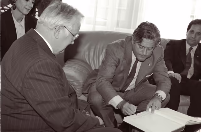 Egon KELPSCH and Luis Alberto LACALLE, President of URUGUAY on the 27th of April 1993 in Brussels