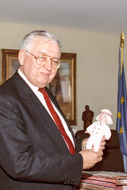 Nuotrauka 32: EPPresident, Egon KLEPSCH meets with a guest