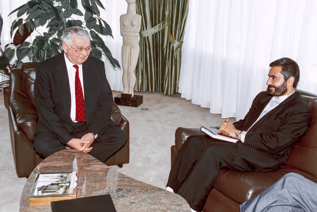 Nuotrauka 29: EP President, Egon KLEPSCH meets with a guest