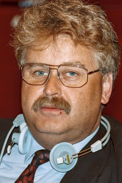 Nuotrauka 3: MEP Elmar BROK during the plenary session at the EP in Strasbourg