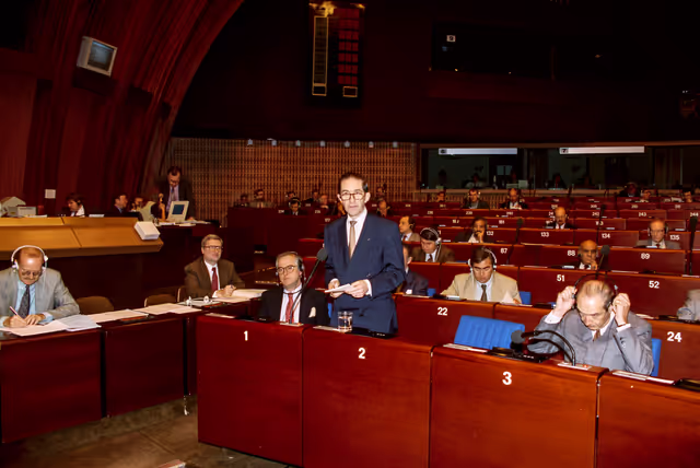 Photo 15: Belgian MFA, Willy CLAES during the Plenary session at the EP in Strasbourg