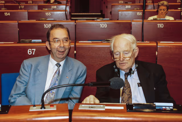 Photo 17: Portrait of MEPs Niels Anker KOFOED and Thomas Joseph MAHER in the hemicycle at the EP in Strasbourg