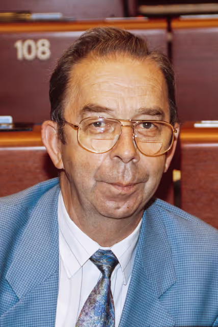Photo 13: Portrait of MEP Niels Anker KOFOED in the hemicycle at the EP in Strasbourg