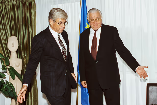 Foto 1: Egon KLEPSCH - EP President meets with a guest