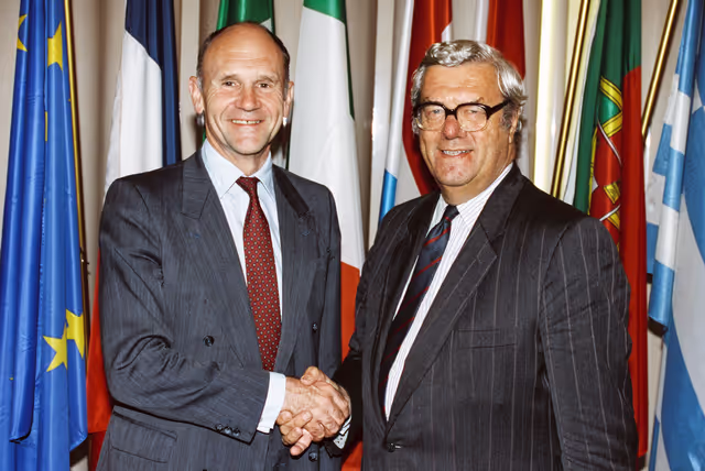 Fotografija 20: MEP Sir Christopher J. PROUT meets with guests