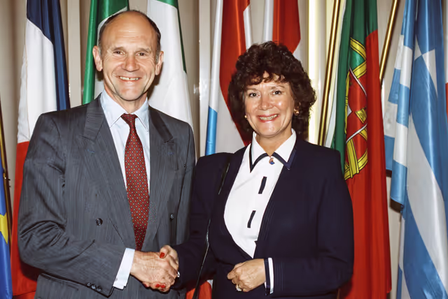 Fotografija 19: MEP Sir Christopher J. PROUT meets with guests