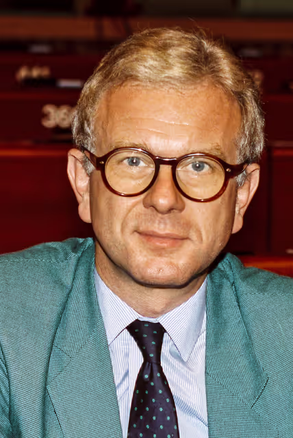 Nuotrauka 16: MEP Hans Gert POTTERING during the plenary session at the EP in Strasbourg