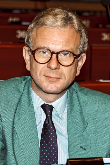 Nuotrauka 14: MEP Hans Gert POTTERING during the plenary session at the EP in Strasbourg