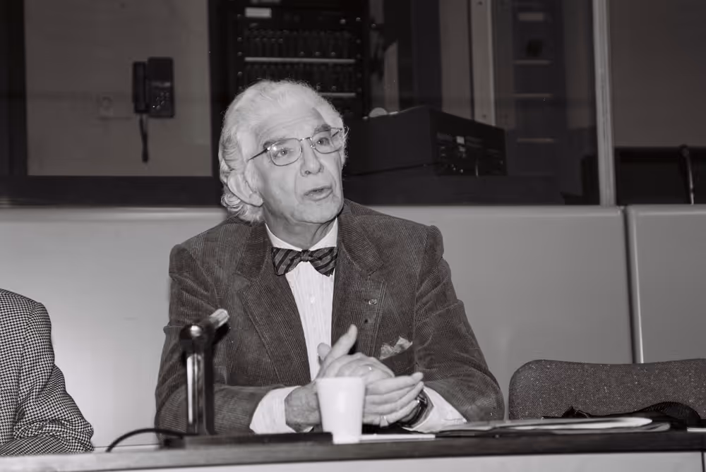 Belgian MEPs with a group of visitors in Brussels