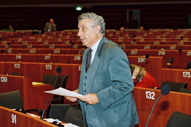 Foto 41: Plenary session in Brussels