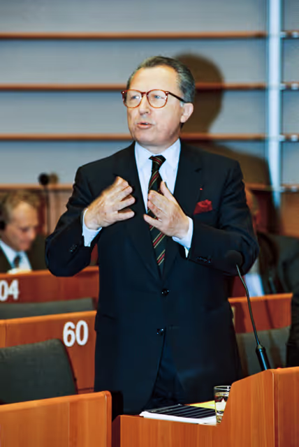 Foto 45: Plenary session in Brussels