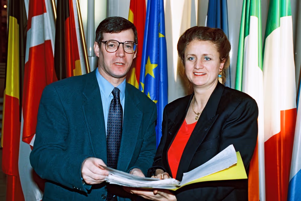 British MEPs with a petition on Channel Tunnel Rail Link Proposals