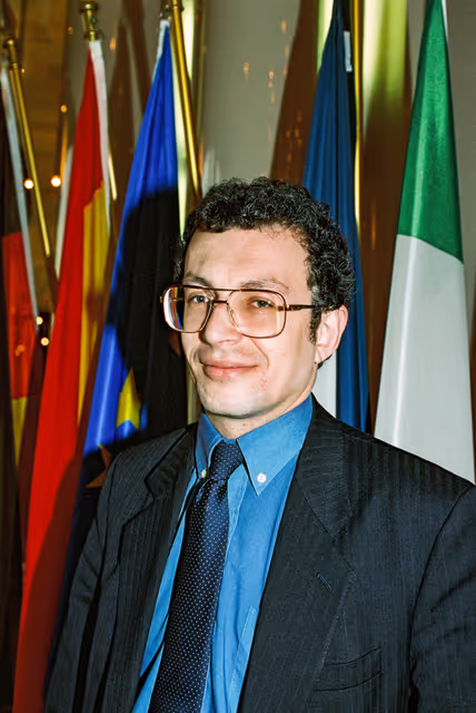 Photo 1 : MEP Edward NEWMAN at the European Parliament in Strasbourg