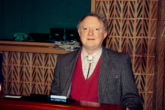 Foto 8: Tullio Eugenio REGGE in plenary session in Strasbourg, april 1994
