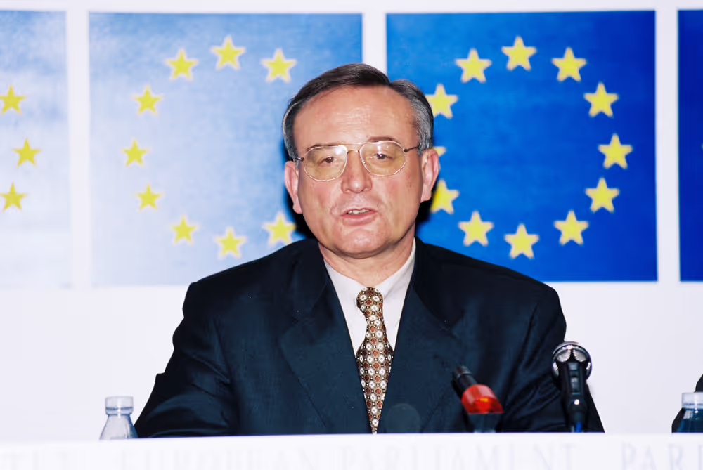 Press conference following the debate and confidence vote on the new European Commission