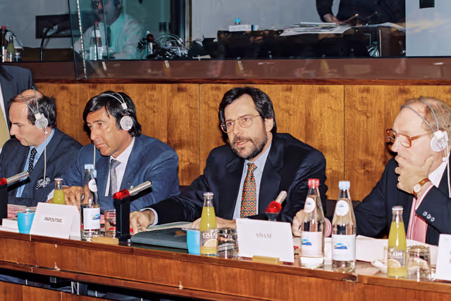 Fotó 3: Hearing of Christos PAPOUTSIS (Greece), Commissioner designate for Energy, SME and Tourim