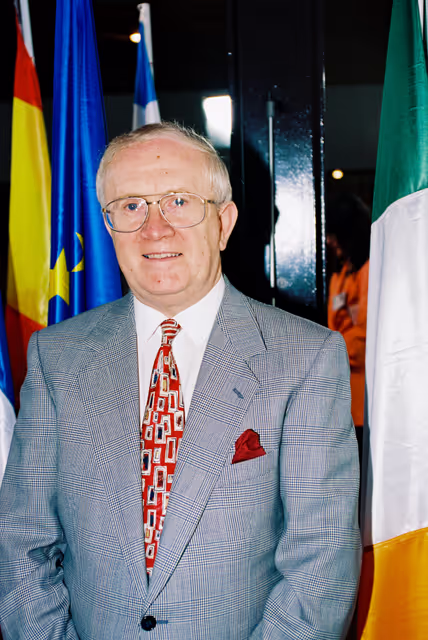 Fotografia 5: Portrait of MEP Pat the Cope GALLAGHER in Strasbourg