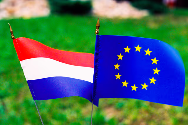 Suriet 17: European flags