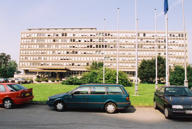 Billede 5: The Robert Schuman building in Luxembourg