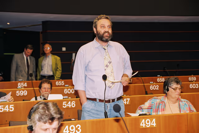 Foto 23: MEP Bernhard RAPKAY speaks in plenary session in Brussels
