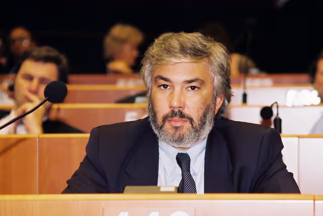 Foto 30: MEP Fernando MONIZ attends a plenary session in Brussels