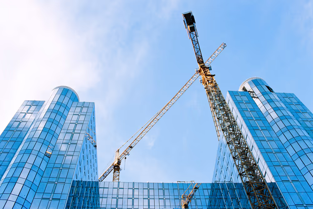 Crane over the ASP building in Brussels