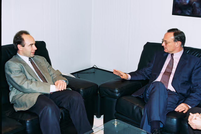 Fotografia 1: EP President with a guest in Strasbourg