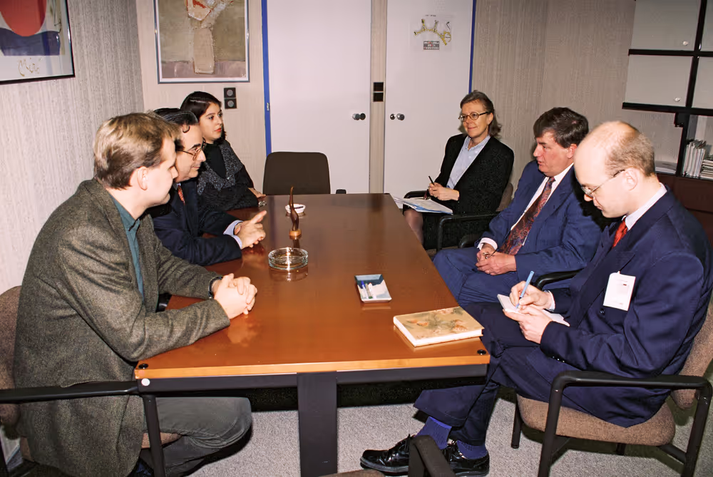 Mep Jonas SJOSTEDT meets with guests