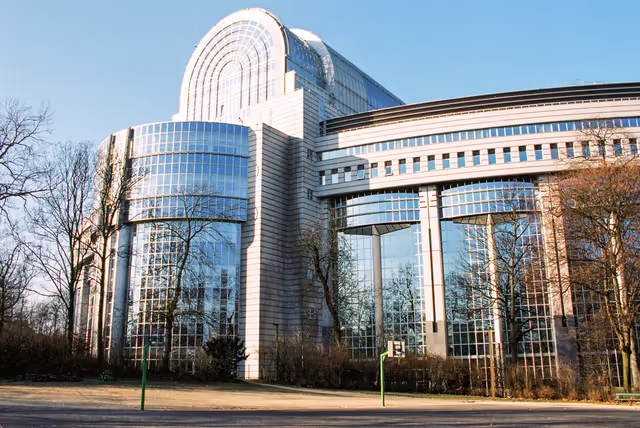 Fotografija 2: EP - Paul-Henri Spaak building, which houses the debating chamber