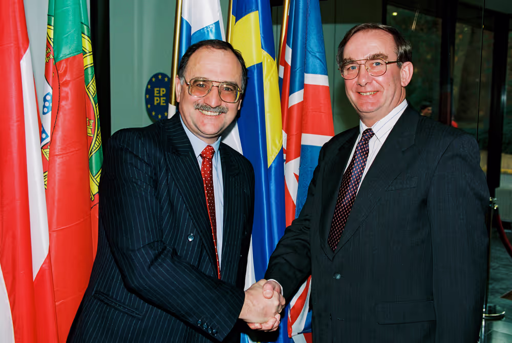 MEP David John Alfred HALLAM with guests in Brussels
