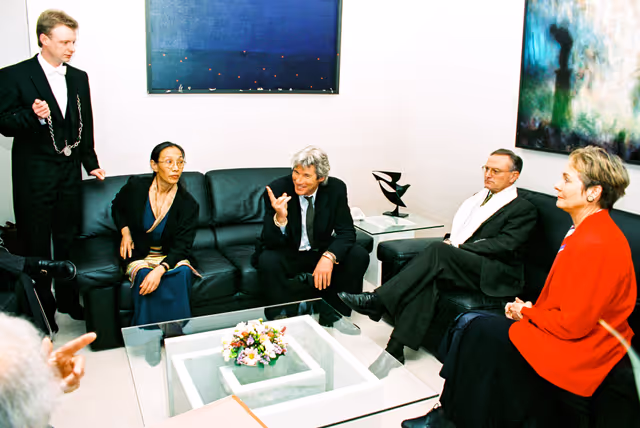 Nuotrauka 17: Klaus HANSCH EP President meets with Richard GERE