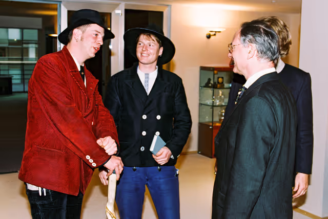 Fotografia 7: EP President meets with German youngsters taking part in the Youth Conference in Brussels