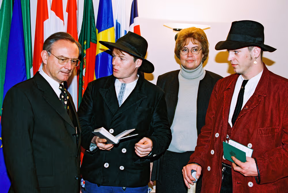 EP President meets with German youngsters taking part in the Youth Conference in Brussels