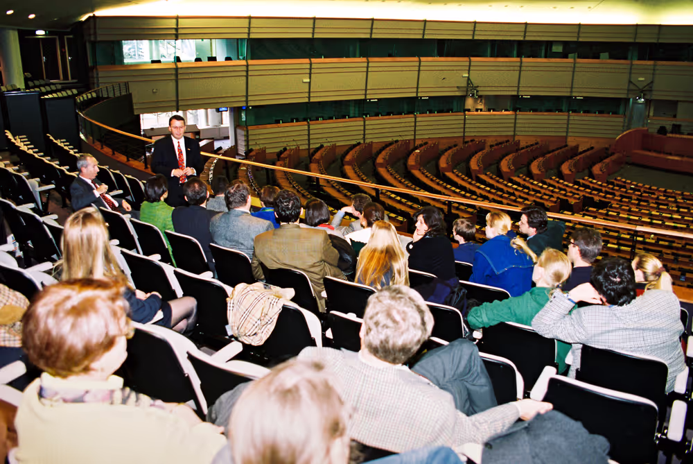 MEP Paul RUBIG with guests in the hemicycle in Brussels