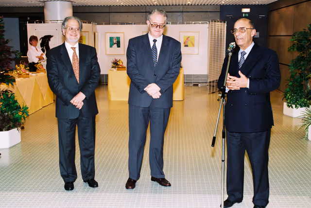 Billede 1: Farewell of a director