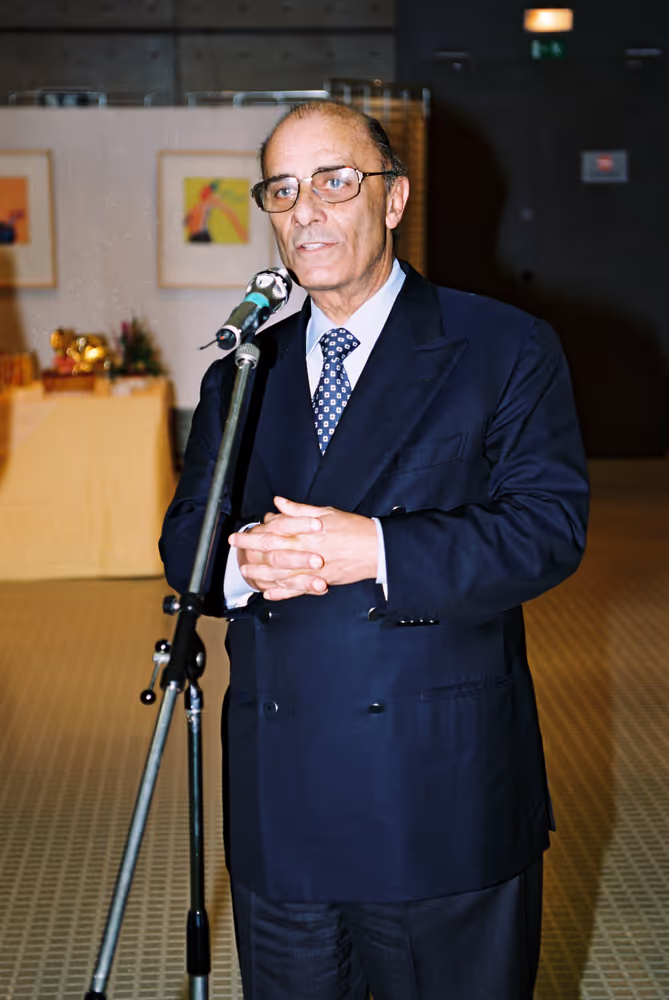 Farewell of a director