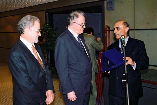 Billede 4: Farewell of a director