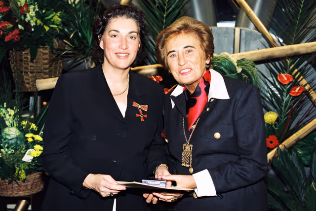 Suriet 23: German MEPs are awarded the German 'Verdienstkreuz' (Merit Cross of the Federal Republic of Germany)