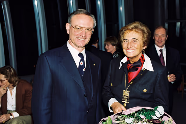 Suriet 20: German MEPs are awarded the German 'Verdienstkreuz' (Merit Cross of the Federal Republic of Germany)