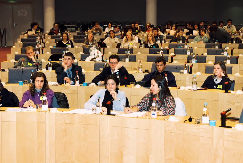 Euro Conference - The single currency: young people's views