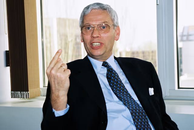 Valokuva 14: Interview with the European Commissioner for Relations with Central and Esatern Europe, CFSP and External Service