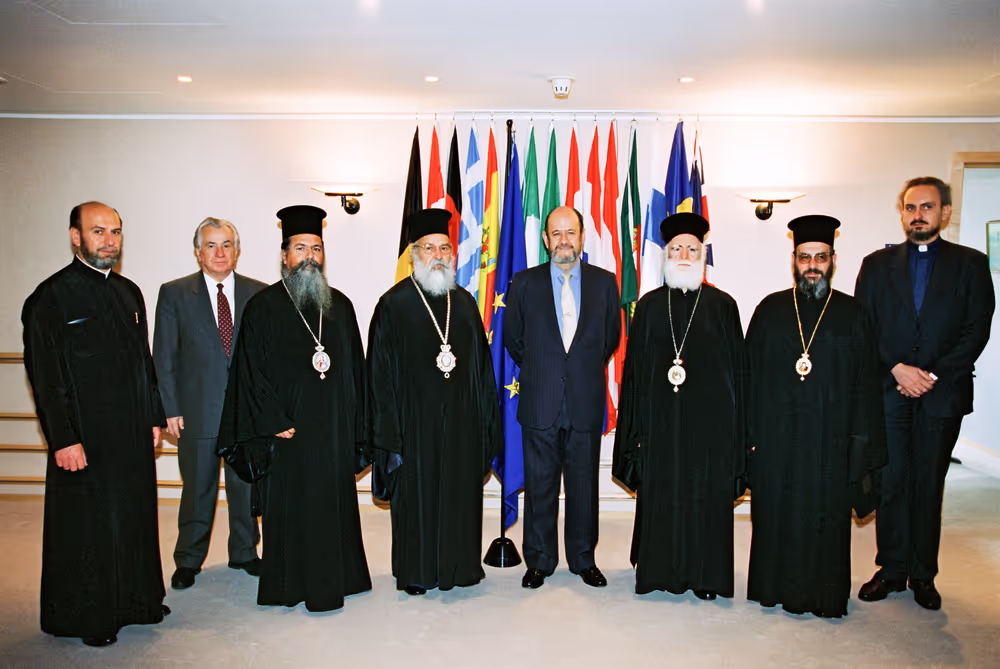 Jose Maria GIL ROBLES EP President, meets with religious leaders
