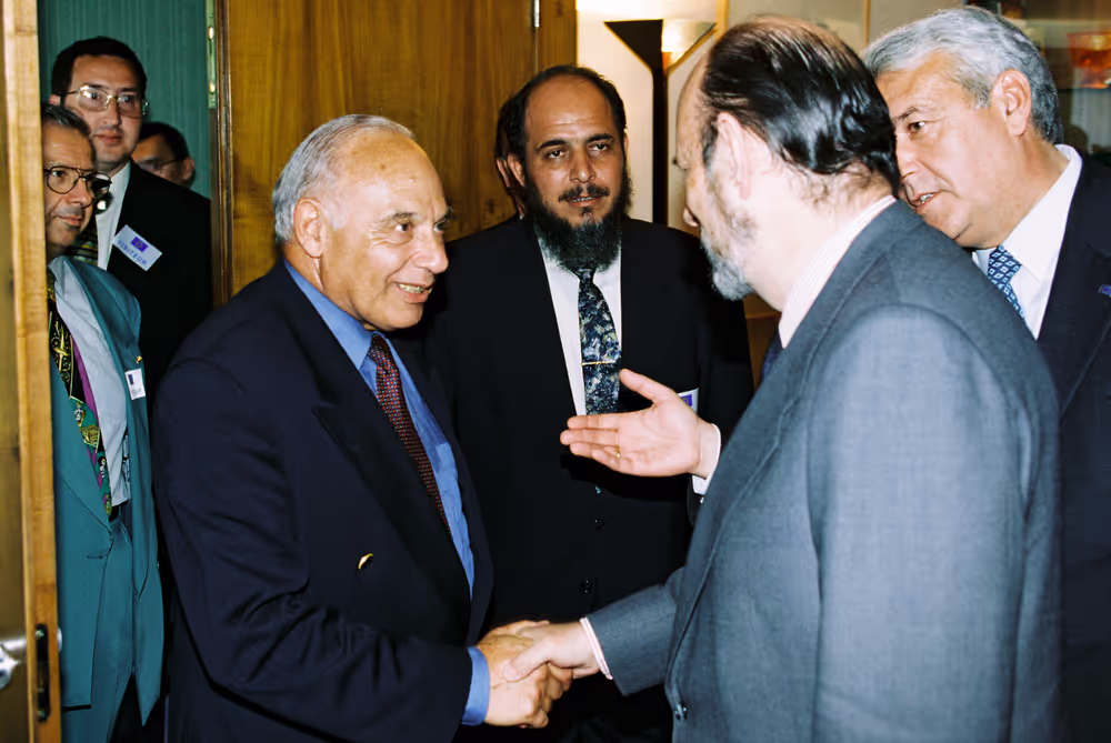 Jose Maria GIL-ROBLES GIL-DELGADO EP President meets Jorge HERNANDEZ MOLLAR