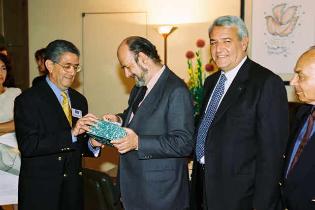 Nuotrauka 3: Jose Maria GIL-ROBLES GIL-DELGADO EP President meets Jorge HERNANDEZ MOLLAR