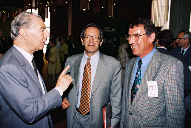 Foto 8: Presentation of the Pax Europa CD-Rom