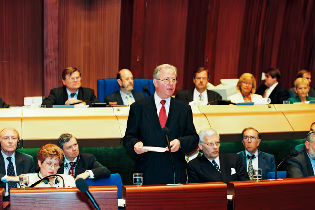 Plenary session in Strasbourg - Presentation by the Commission of its communication on Agenda 2000