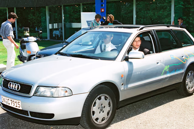 Foto 24: Promotion and presentation of electric vehicles