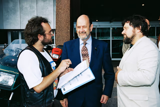 Fotografie 10: Start of a motorbike parade in Strasbourg