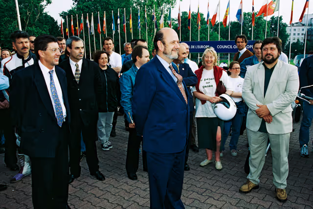 Fotografie 31: Start of a motorbike parade in Strasbourg