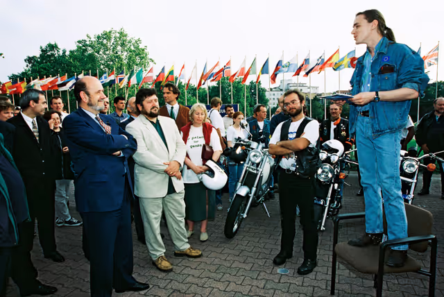 Fotografie 33: Start of a motorbike parade in Strasbourg